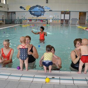 Sportloket Velsen Zwembad de Heerenduinen image 5