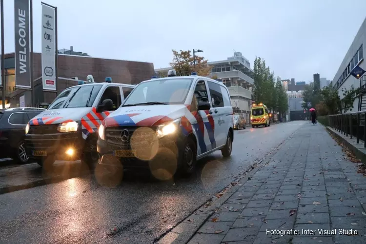 Gewonde na steekpartij Amstelveen, politie zoekt verdachte