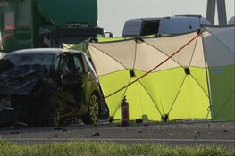 A2 richting Amsterdam afgesloten wegens groot ongeval