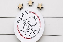 Moeizame winst in Zwolle voor Ajax