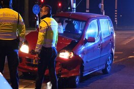 Veel schade bij botsing in Amstelveen