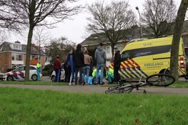 Harde aanrijding in Amstelveen tussen fietser en huurauto