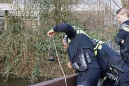 Magneetvissers stuiten op vuurwapen in Amstelveen