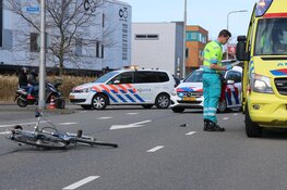 Fietser aangereden in Amstelveen: barst in voorruit