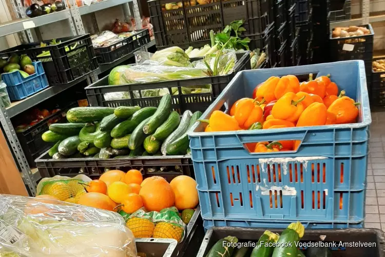 Voedselbank Amstelveen krabbelt weer op na coronacrisis