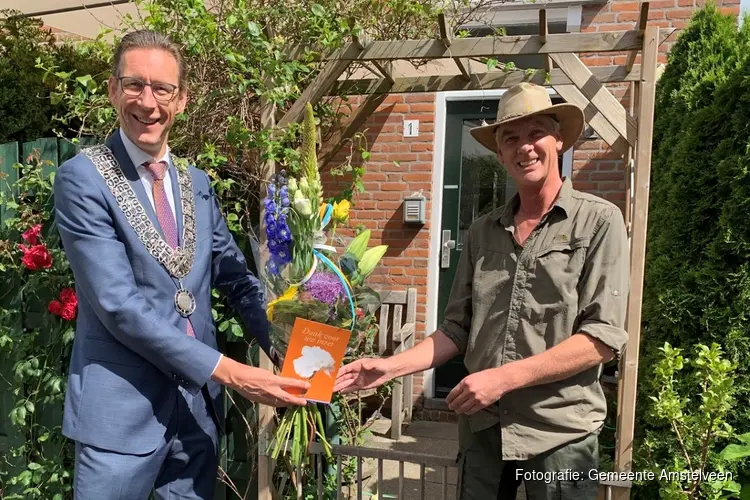 Bloemen voor Amstelveense veteranen