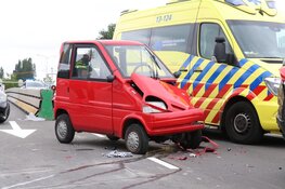 Man overleden na aanrijding Burgemeester Rijnderslaan