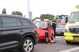 Man overleden na aanrijding Burgemeester Rijnderslaan