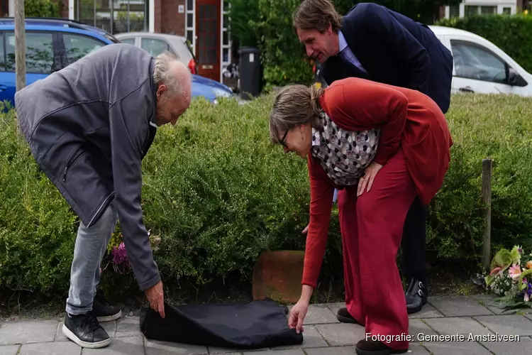 Gedenkteken onthuld voor oorlogsslachtoffers in Randwijck