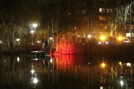 Auto belandt in sloot Uithoorn