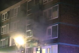 Grote brand in flat Amstelveen, Rode Kruis ter plaatse voor opvang bewoners