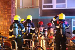 Grote brand in flat Amstelveen, Rode Kruis ter plaatse voor opvang bewoners