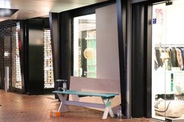 Winkeliers timmeren ramen dicht uit angst voor plunderingen