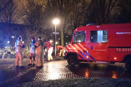 Auto te water in Amstelveen door gladheid