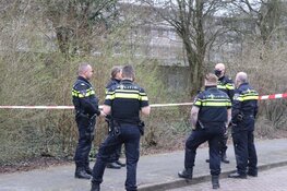 Vuurwapen gevonden in bosjes in Amstelveen