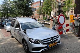 Misdaadjournalist Peter R. de Vries onderweg naar laatste rustplaats