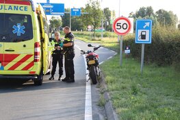 Motorrijder gewond geraakt bij ongeluk Aalsmeer, betrokkene doorgereden