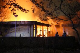 Buurthuis Uithoorn door grote brand in de as gelegd