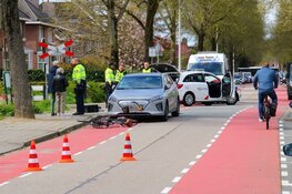 Fietser aangereden in Amstelveen, weg dicht voor onderzoek