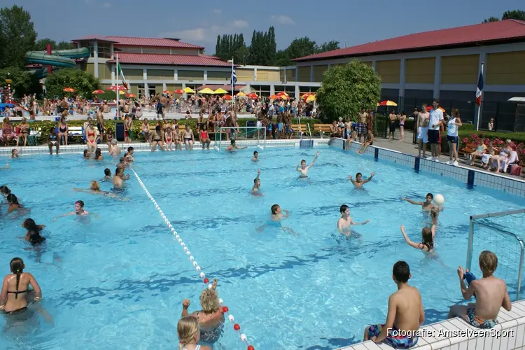 Zomerrooster zwembad De Meerkamp