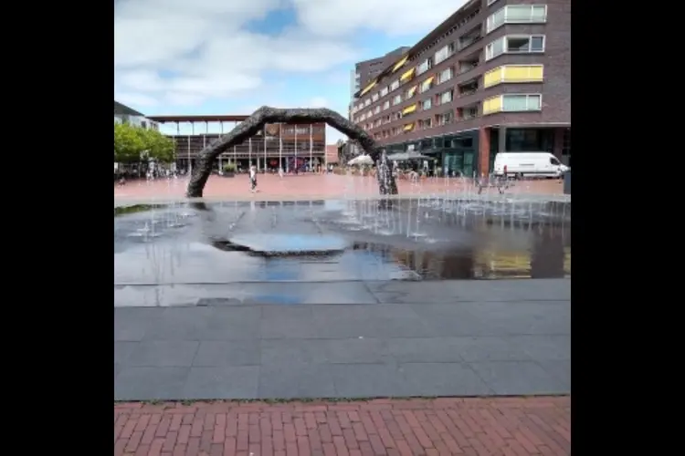 Herstelwerkzaamheden fontein Stadsplein