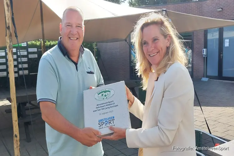 AmstelveenSport feliciteert Roda`23 met 100 jarig bestaan