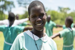 Inzamelactie kleding en schoenen voor versterking basisonderwijs