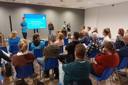Kennis opdoen en ervaringen delen tijdens het Verenigingscafé