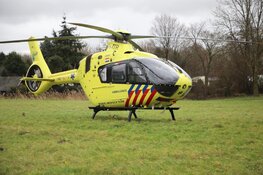 Ongeval tussen scooter en auto op kruising in Amstelveen