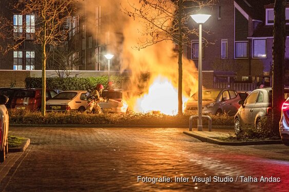 Auto door brand verwoest in Amstelveen