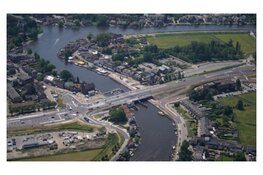 Brug Ouderkerk weer in gebruik