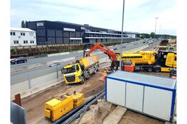 Fout tijdens bouwwerkzaamheden A9, vrachtauto zakt weg