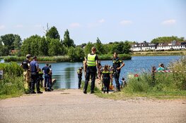 Grote zoekactie naar jonge drenkeling Ouderkerkerplas