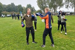 Weerbaarheidsdag voor Amstelveense jongeren: Sport en samenwerking versterken mentale en fysieke kracht