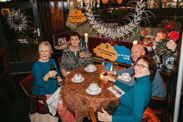 Klup verbindt Amstelveense vijftigplussers tijdens de nationale snertdag - 'Maak van je snertdag een feestdag'