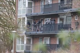 Arrestatieteam valt flatwoning binnen in Amstelveen