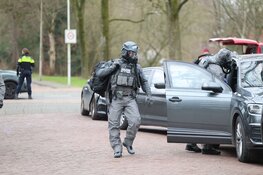 Arrestatieteam valt flatwoning binnen in Amstelveen