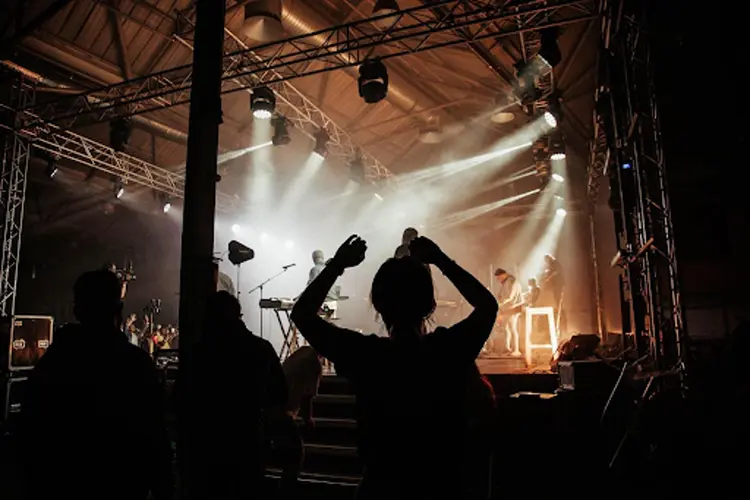Van Mijdrecht tot wereldwijd podium: Rigging Box tilt evenementen naar een hoger niveau