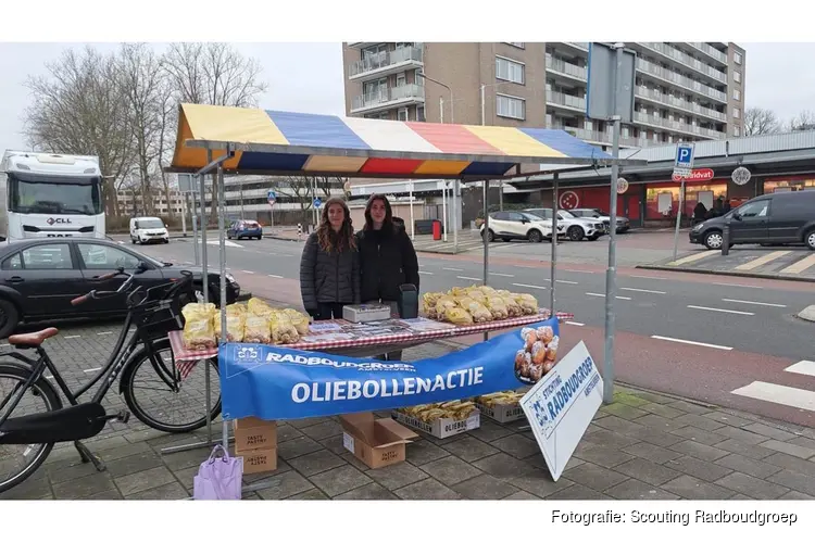 Scouting Radboudgroep houdt traditionele Oliebollenactie op zes locaties in Amstelveen