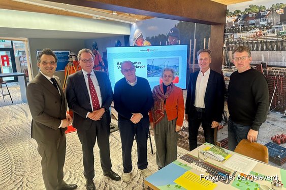 Gemeente overlegt met The Mayor over herinrichting Burgemeester Rijnderslaan en werkzaamheden rond A9