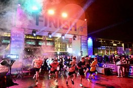 KPMG Lentemarathon 2026 van start met Zorg en Zekerheid 5k Night Run