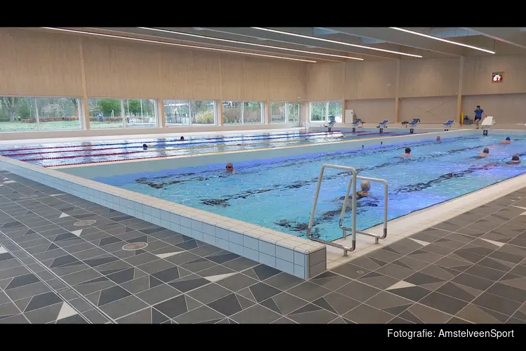 PLUS Yigit Amstelveen en AmstelveenSport stimuleren bewegen met spaaractie voor korting op zwemmen