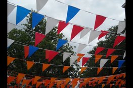 Koningsdag in Amstelveen: vrijmarkt, muziek en Koningsnacht