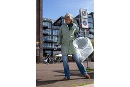 Vrijwilligers gezocht voor cleanup langs de Amstel op 28 november als tegenbeweging van Black Friday