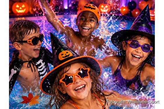 Griezel gezellig mee tijdens het Halloween discozwemmen